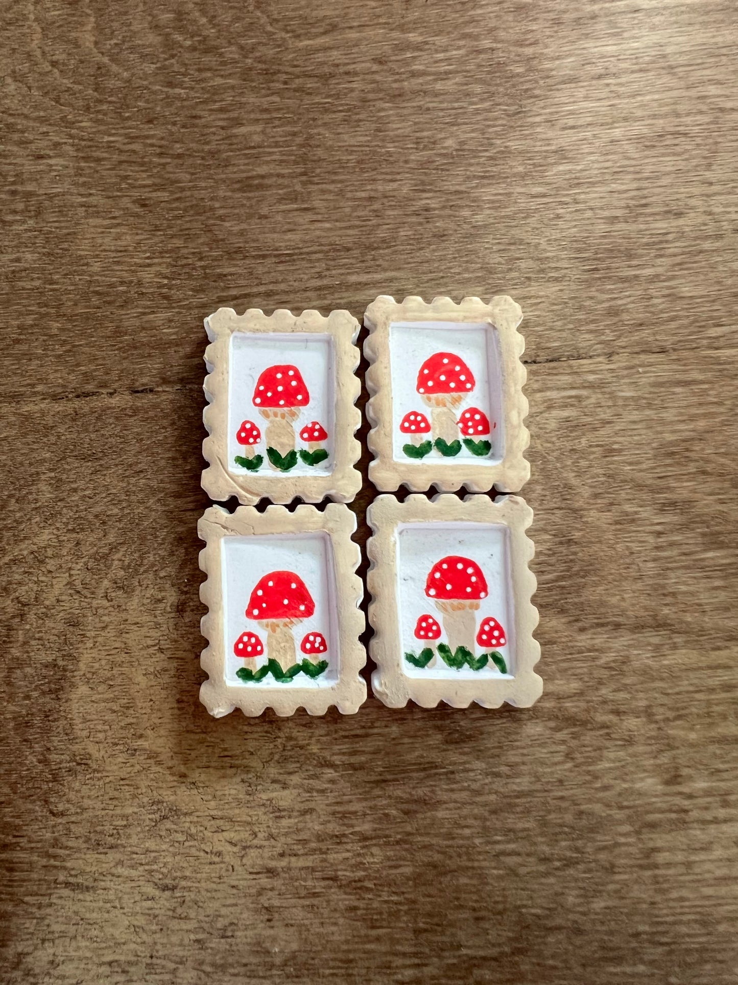 Snail Mail | Polymer clay stud