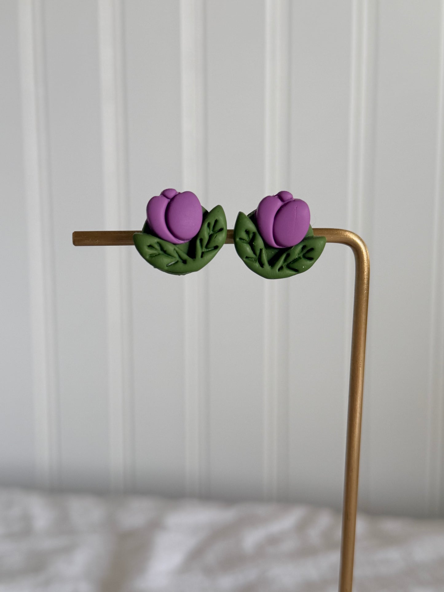 Tulip studs