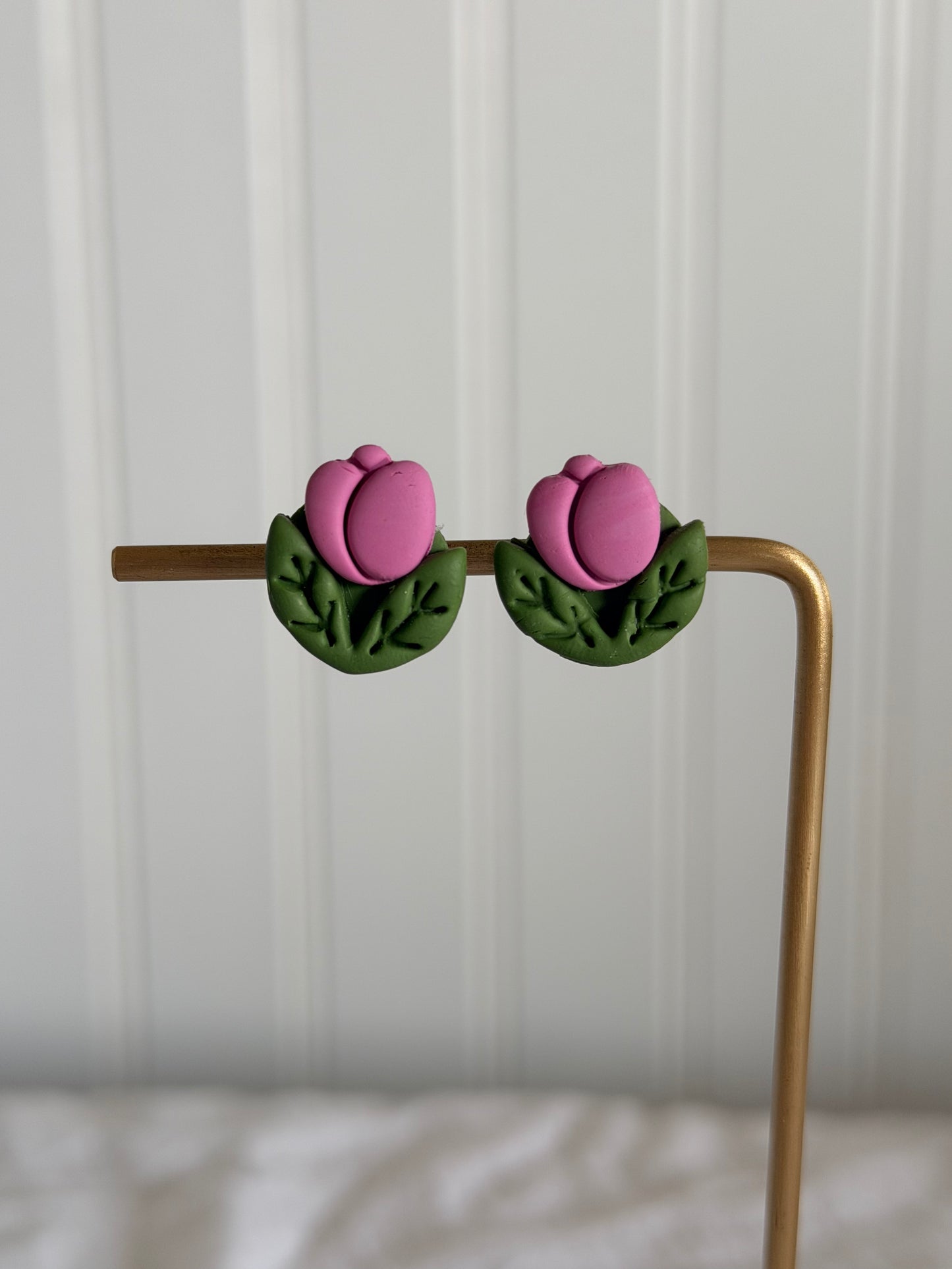 Tulip studs